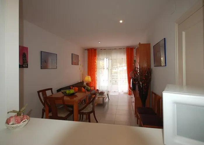Lets Holidays 2 With Parking Appartamento Tossa de Mar