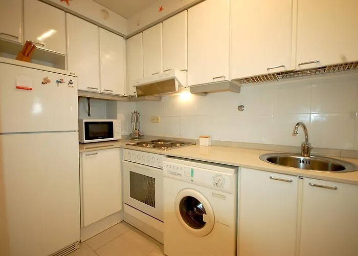 Appartamento Lets Holidays 2 With Parking Tossa de Mar