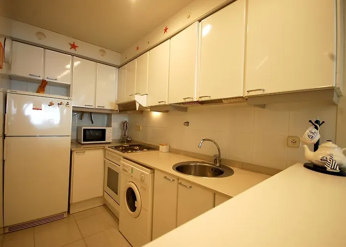 Appartamento Lets Holidays 2 With Parking Tossa de Mar